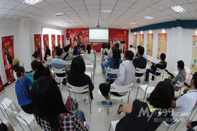 網絡媒體龍江行 走進金龍魚哈爾濱工廠，見證“透明行動”下的品質堅守